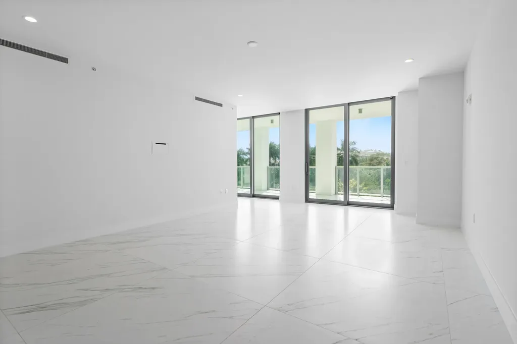 495 E Royal Palm Road Boca Raton FL 33432