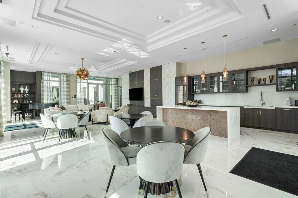 495 E Royal Palm Road Boca Raton FL 33432