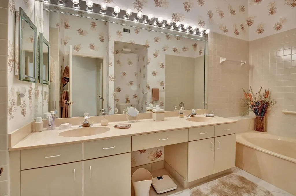 7512 Lexington Club Boulevard Delray Beach FL 33446