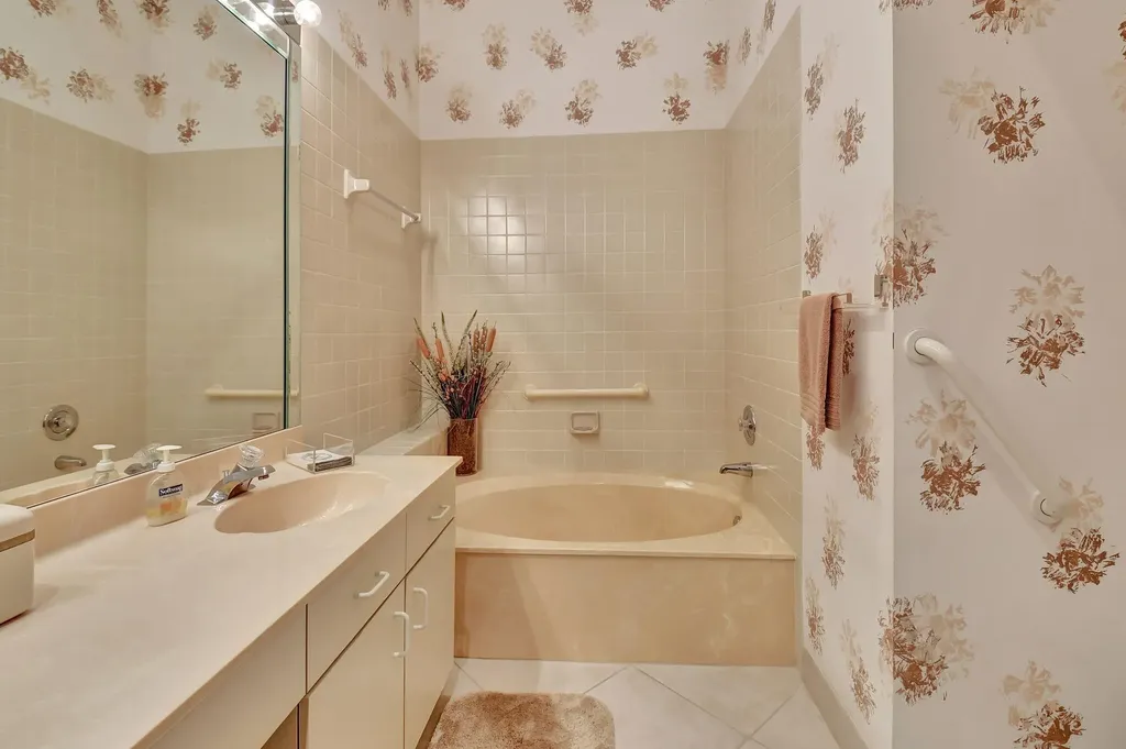 7512 Lexington Club Boulevard Delray Beach FL 33446