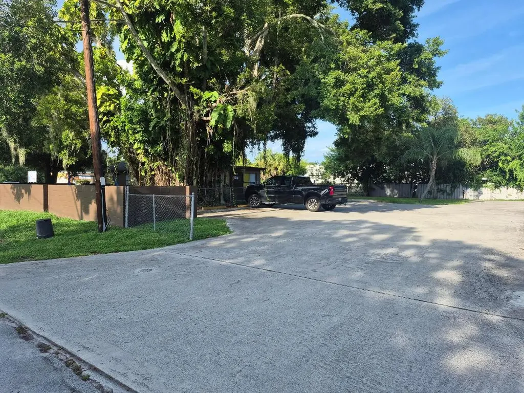 2007 Orange Avenue Fort Pierce FL 34950