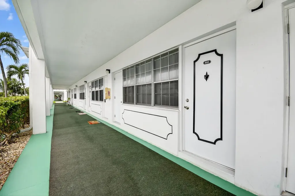 5203 NE 24th Terrace Fort Lauderdale FL 33308