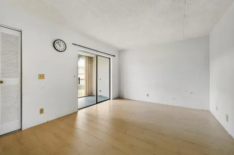 400 Village Green Circle W Palm Springs FL 33461