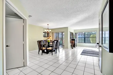 3373 Jog Park Drive Greenacres FL 33467