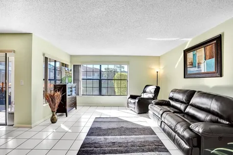 3373 Jog Park Drive Greenacres FL 33467