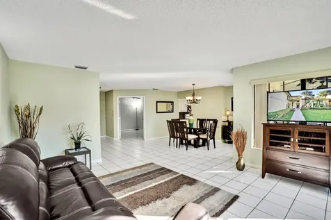 3373 Jog Park Drive Greenacres FL 33467