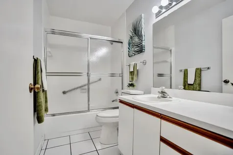 3373 Jog Park Drive Greenacres FL 33467