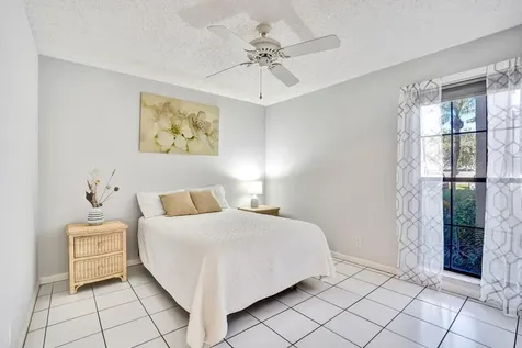 3373 Jog Park Drive Greenacres FL 33467