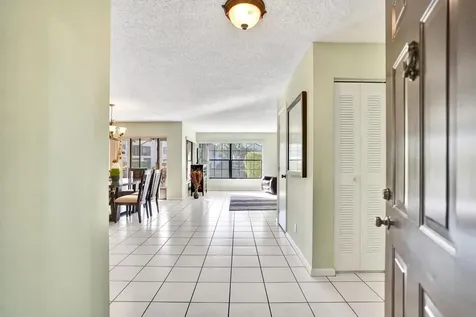 3373 Jog Park Drive Greenacres FL 33467