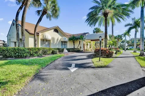 3373 Jog Park Drive Greenacres FL 33467
