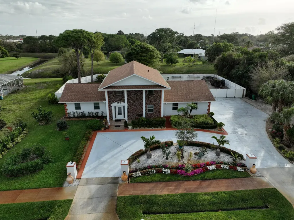 2097 SE Morningside Boulevard Port St Lucie FL 34952