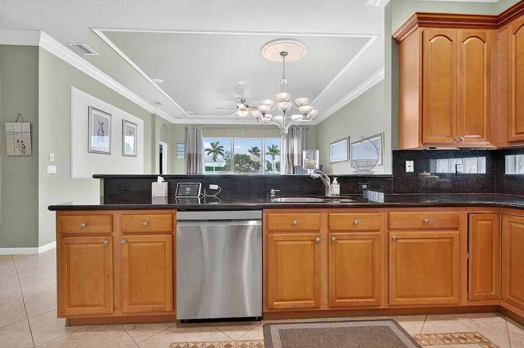 212 Berenger Walk Royal Palm Beach FL 33414