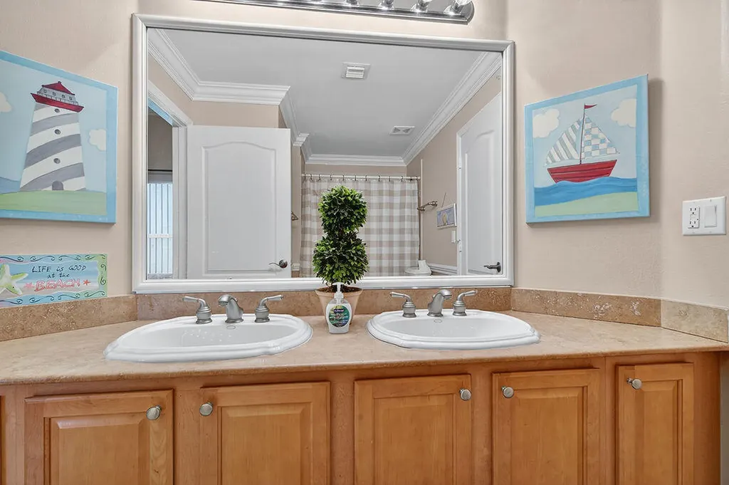 212 Berenger Walk Royal Palm Beach FL 33414
