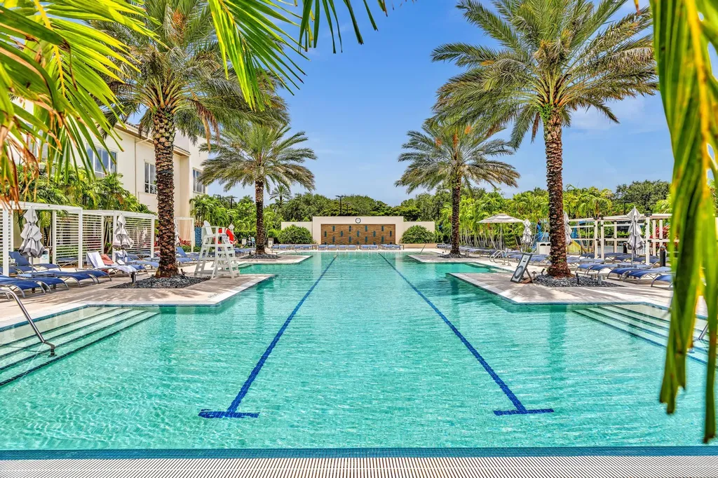 8126 Valhalla Drive Delray Beach FL 33446