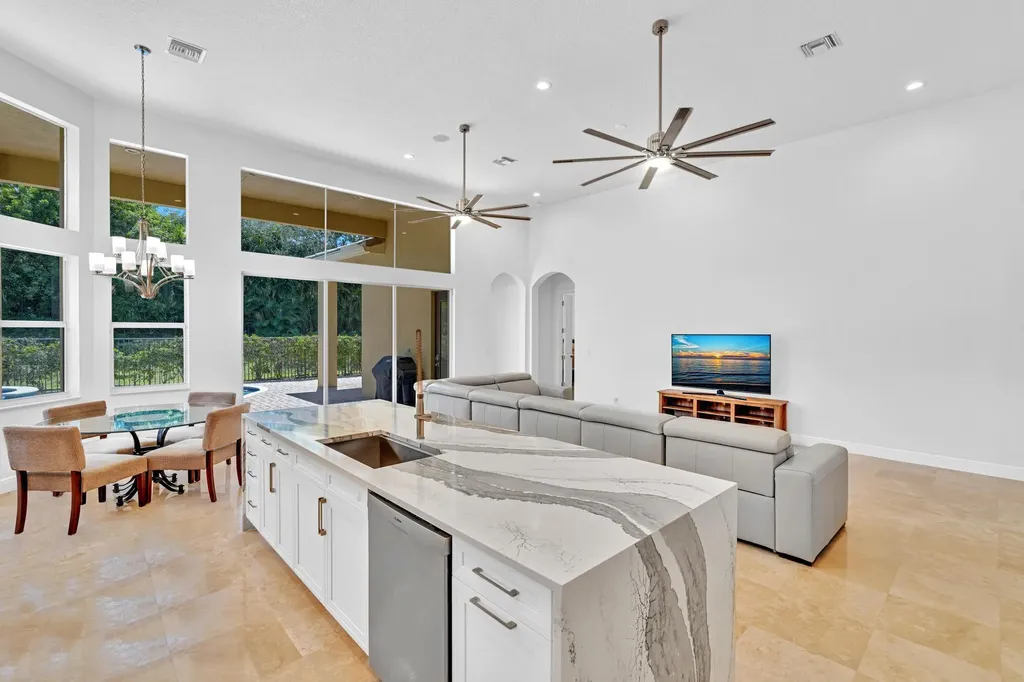 8126 Valhalla Drive Delray Beach FL 33446