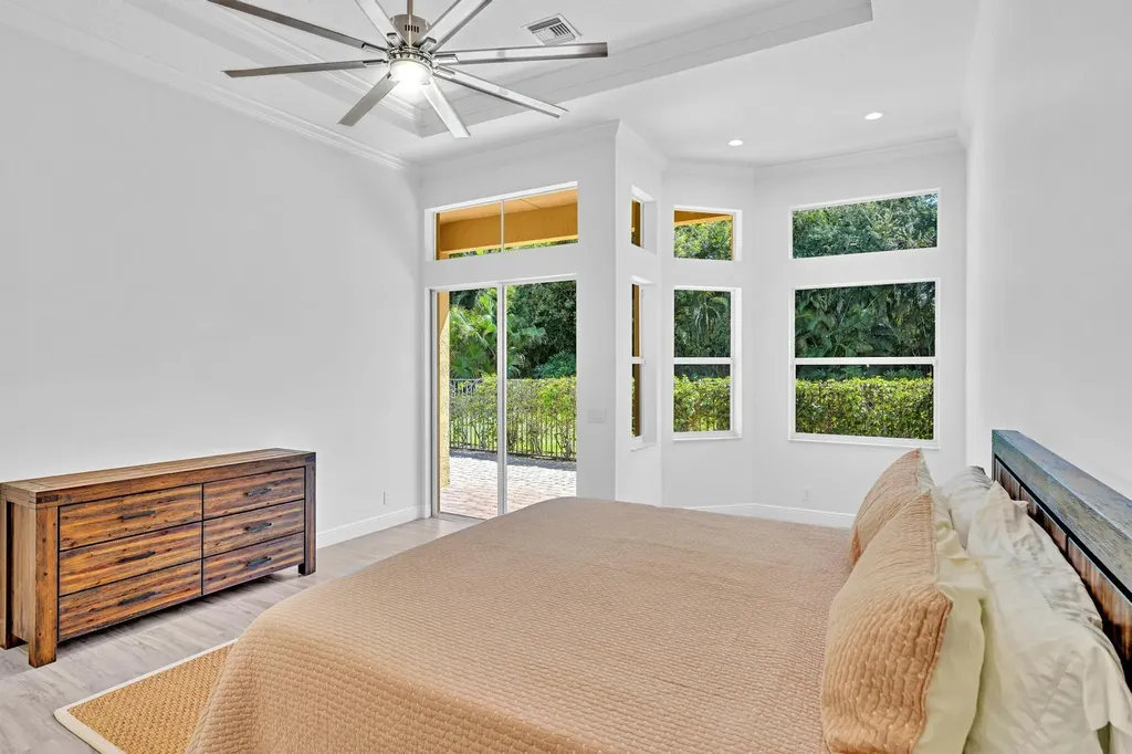 8126 Valhalla Drive Delray Beach FL 33446