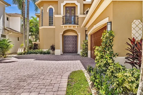 8126 Valhalla Drive Delray Beach FL 33446