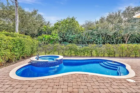 8126 Valhalla Drive Delray Beach FL 33446