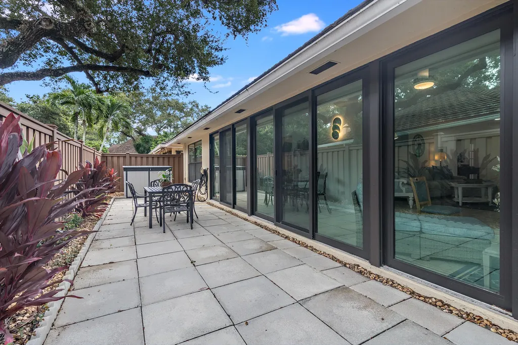 11341 Briarwood Place North Palm Beach FL 33408