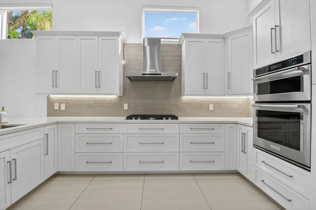 6270 NW 43rd Terrace Boca Raton FL 33496