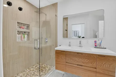 6270 NW 43rd Terrace Boca Raton FL 33496