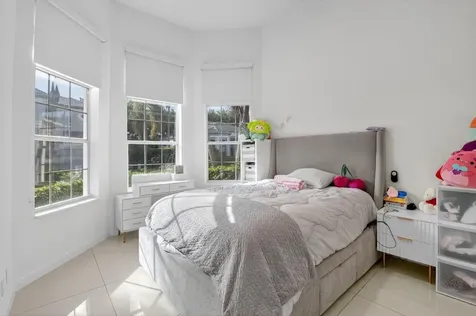 6270 NW 43rd Terrace Boca Raton FL 33496