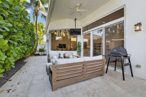 6270 NW 43rd Terrace Boca Raton FL 33496
