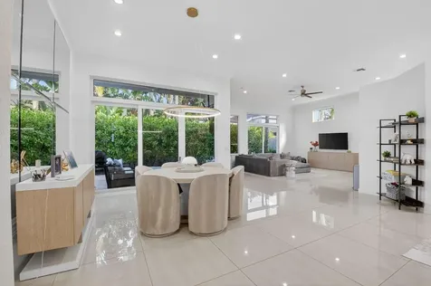 6270 NW 43rd Terrace Boca Raton FL 33496
