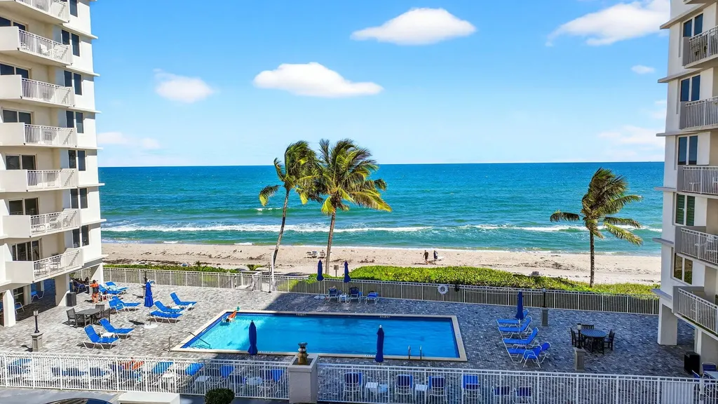 3221 S Ocean Boulevard Highland Beach FL 33487