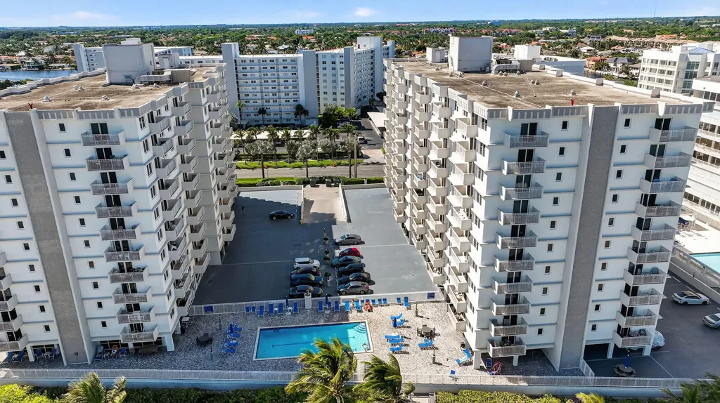 3221 S Ocean Boulevard Highland Beach FL 33487
