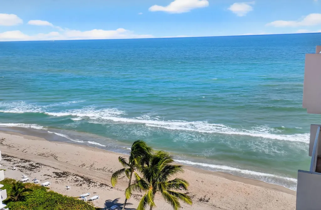 3221 S Ocean Boulevard Highland Beach FL 33487