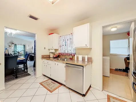 4484 Walden Circle Lake Worth FL 33463