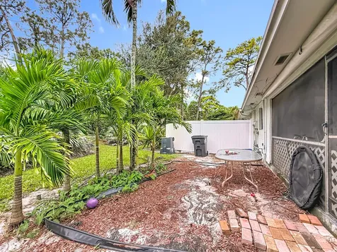 4484 Walden Circle Lake Worth FL 33463