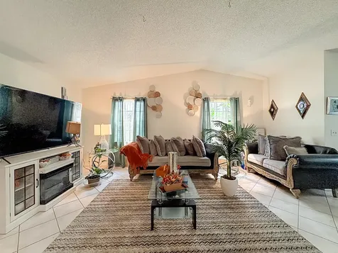 4484 Walden Circle Lake Worth FL 33463