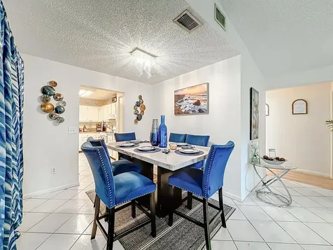 4484 Walden Circle Lake Worth FL 33463