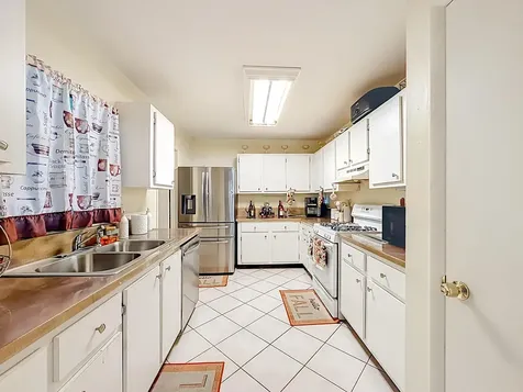 4484 Walden Circle Lake Worth FL 33463