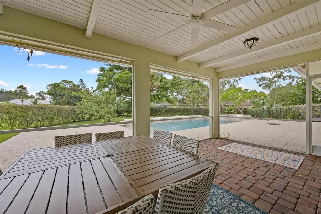 148 Scarborough Terrace Wellington FL 33414