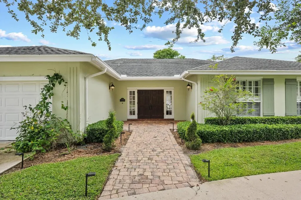 148 Scarborough Terrace Wellington FL 33414