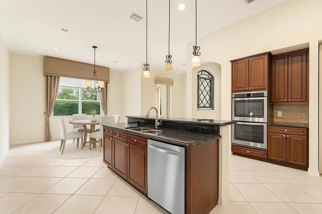 195 Sedona Way Palm Beach Gardens FL 33418