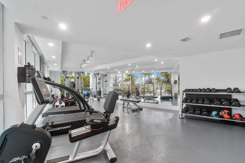 1200 Holiday Drive Fort Lauderdale FL 33316