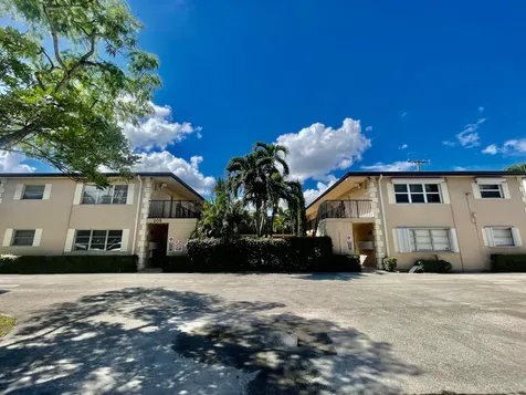 205 NE 3rd Street Boynton Beach FL 33435