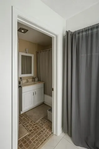 2084 Laura Lane West Palm Beach FL 33415