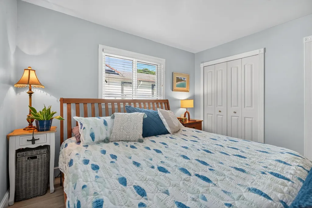 5095 SE Manatee Terrace Stuart FL 34997