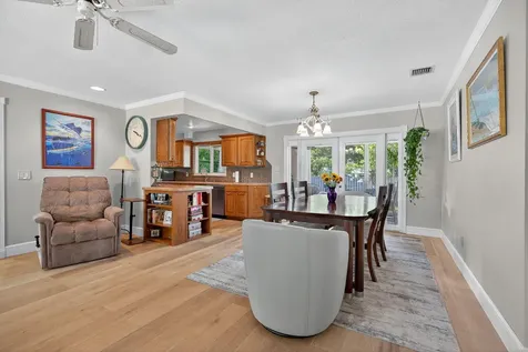 5095 SE Manatee Terrace Stuart FL 34997
