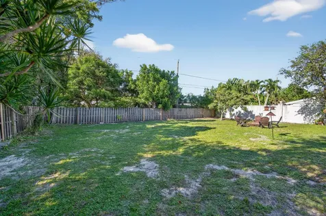 5095 SE Manatee Terrace Stuart FL 34997