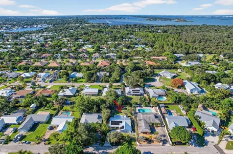5095 SE Manatee Terrace Stuart FL 34997