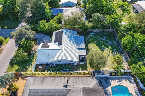 5095 SE Manatee Terrace Stuart FL 34997