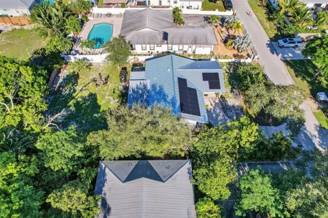 5095 SE Manatee Terrace Stuart FL 34997