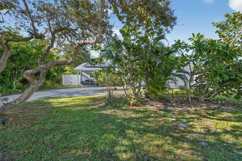 5095 SE Manatee Terrace Stuart FL 34997