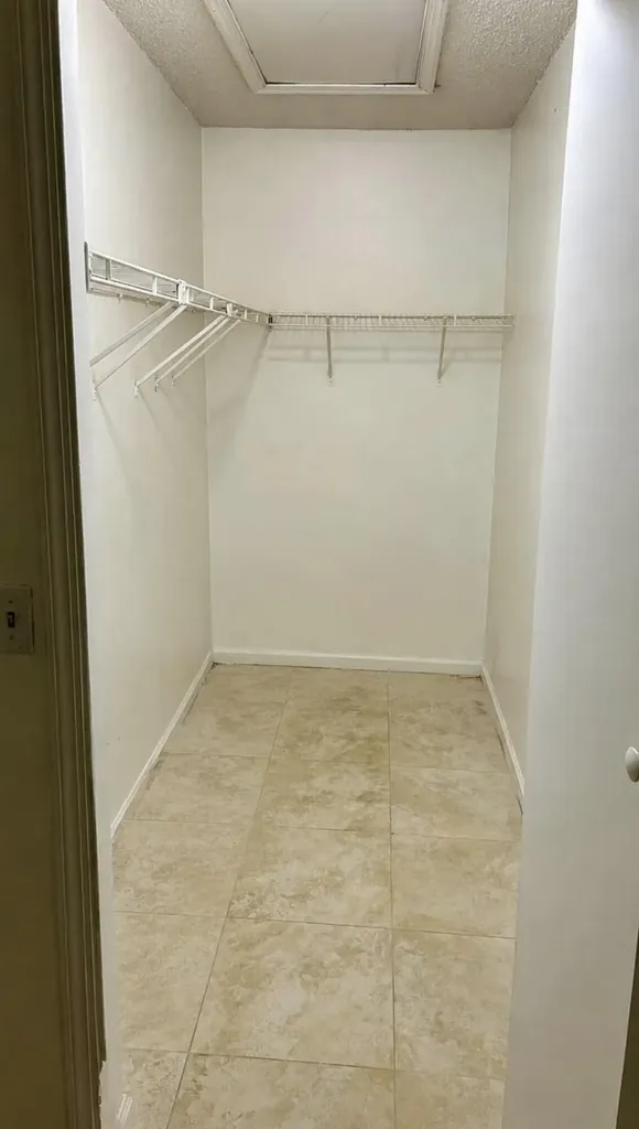 2345 N 2nd Avenue N Lake Worth FL 33461